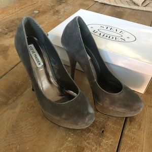 Steve Madden suede heels